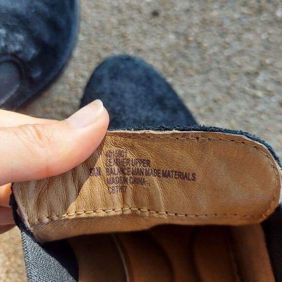 Montana artisan crafted black suede booties black size 6.5 - Picture 9 of 10